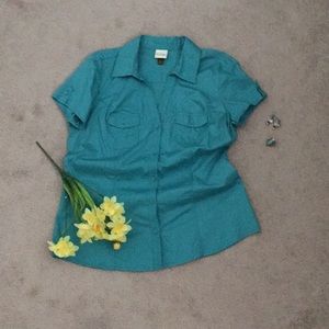 NWOT Sonoma Teal Front button Ladies cut blouse